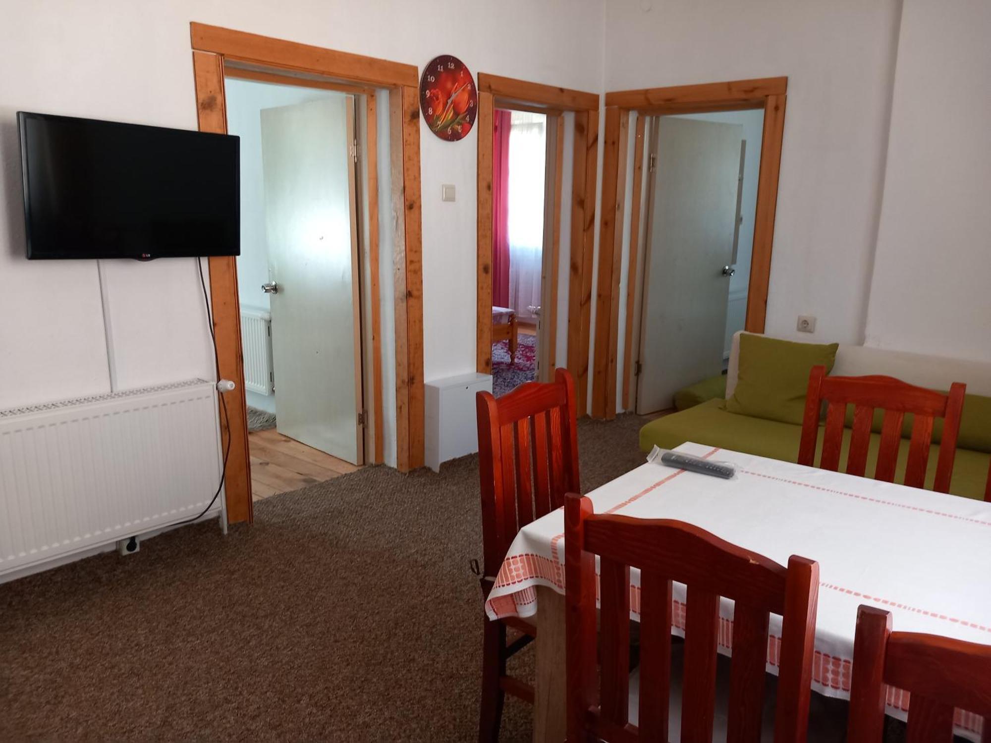 Vibo Guesthouse ساباريفا بانيا المظهر الخارجي الصورة