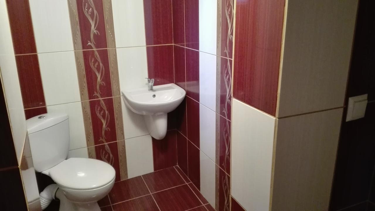 Vibo Guesthouse ساباريفا بانيا المظهر الخارجي الصورة